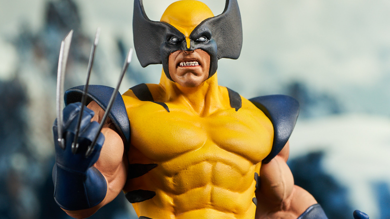 diamond comic con 2024 exclusives wolverine power rangers tmnt transformers